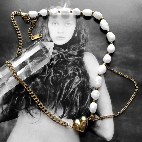 NEW 18K Gold Plate Freshwater Pearl Nevklace - Picture 3 of 4